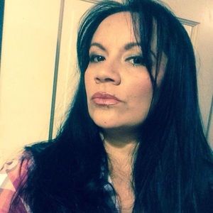 Meet your Posher, Lucy